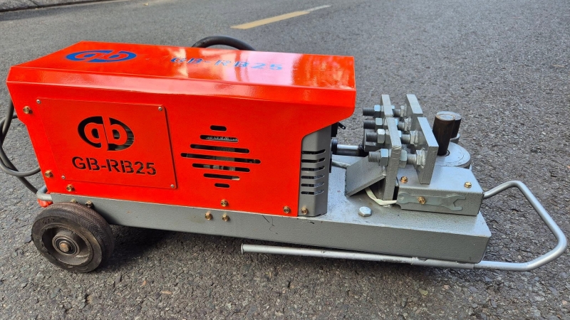 Máy uốn sắt thủy lực GB-RB25
