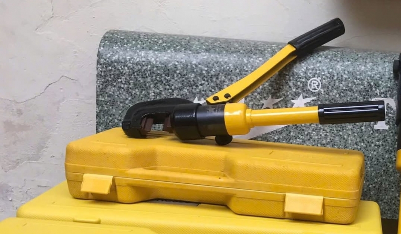 Kìm cắt sắt thủy lực TCVN-HRC16