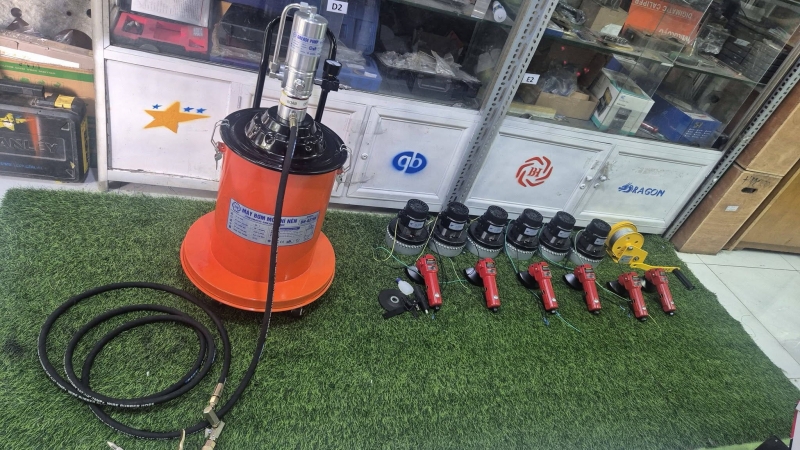 Máy bơm mỡ khí nén BH-GZ150