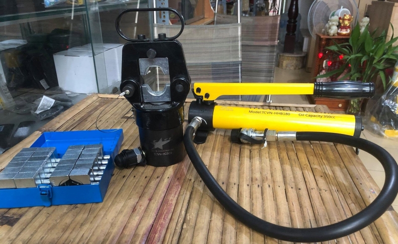 Kìm bấm cos điện thủy lực 16–500mm² TCVN-HC500