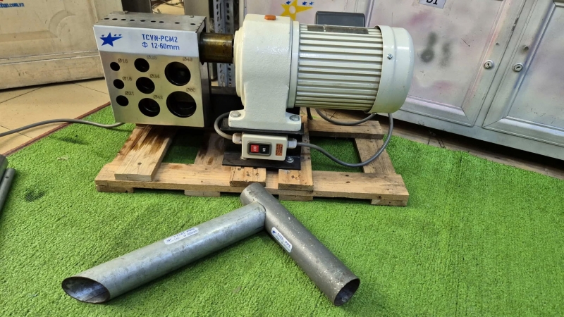 Máy cắt ngàm ống Ø12–61mm TCVN-PCM2